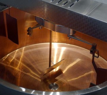 کاهش ذخایر مس و فولاد چین