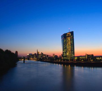 بانک مرکزی اروپا نرخ بهره را تغییر نداد